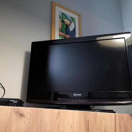 Go Hostel Rewolucji Лодзь Экстерьер фото