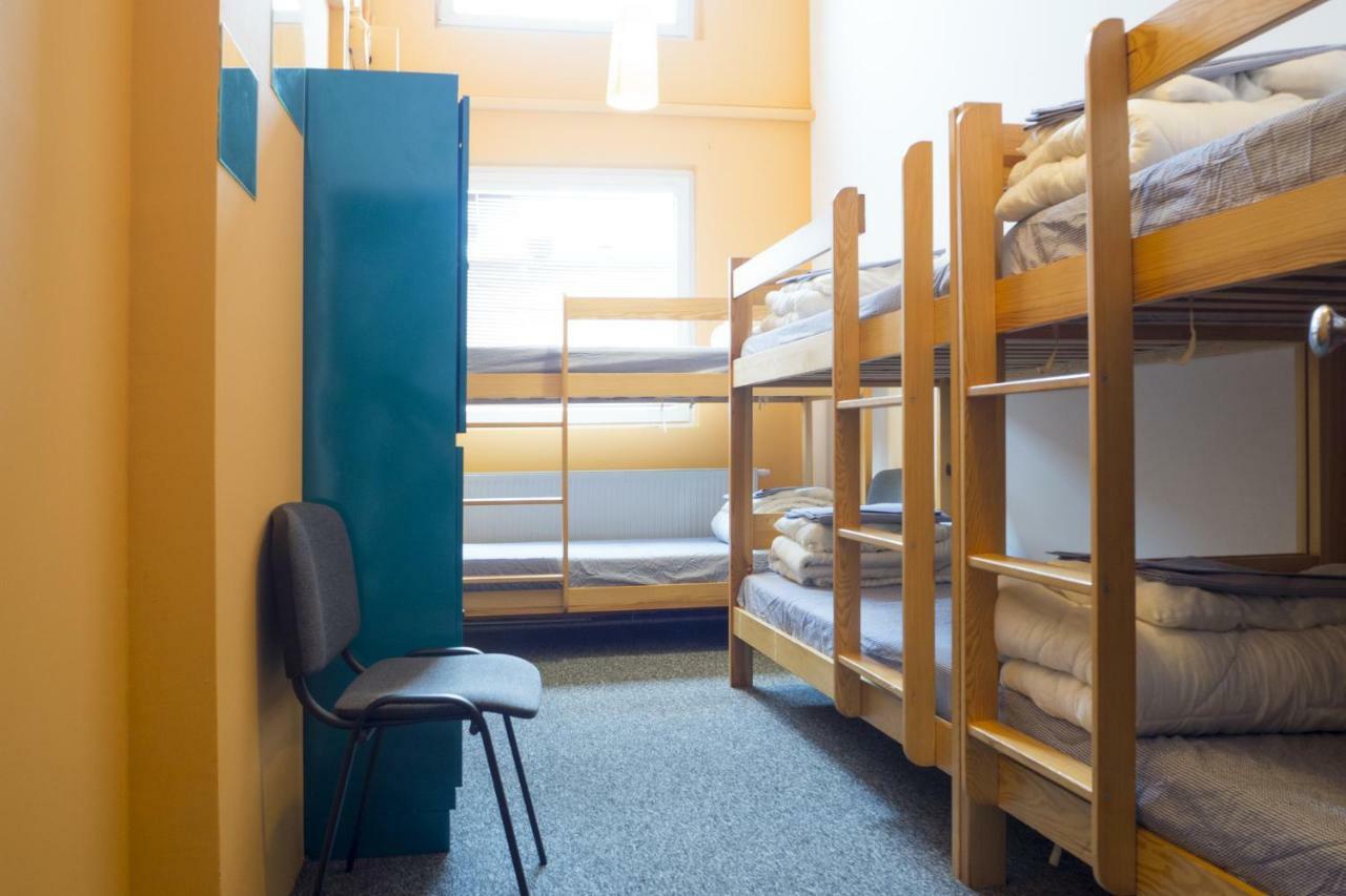 Go Hostel Rewolucji Лодзь Экстерьер фото